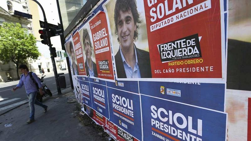Los argentinos votan con la mano en el bolsillo en las elecciones presidenciales más disputadas