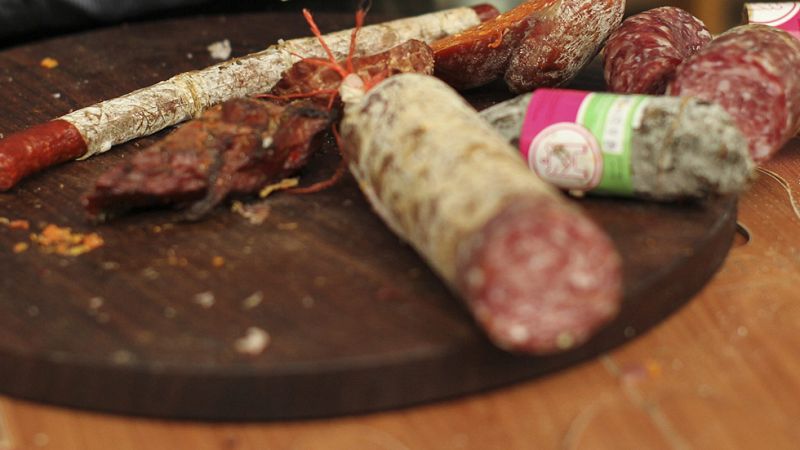 La OMS afirma que comer productos de charcutería y otras carnes procesadas puede provocar cáncer