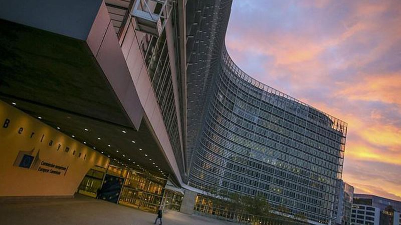 Bruselas defiende la devolución al cliente de todo lo cobrado de más por una cláusula suelo anulada