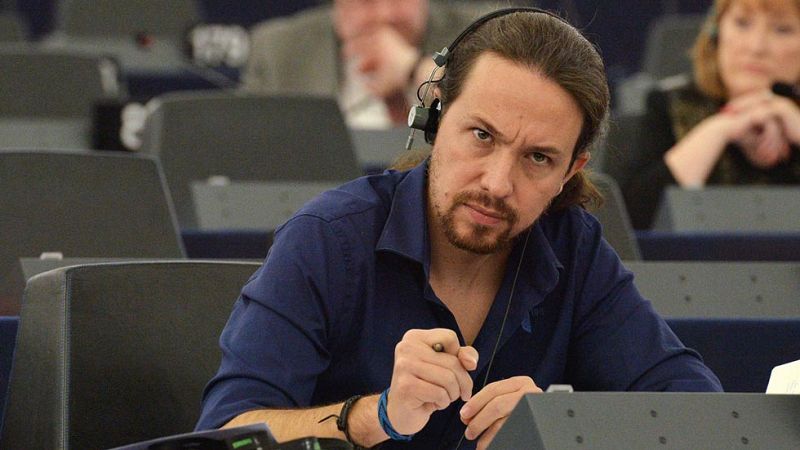 Iglesias deja el Europarlamento y vuelve a España "para que no haya gente" como Juncker en el Gobierno