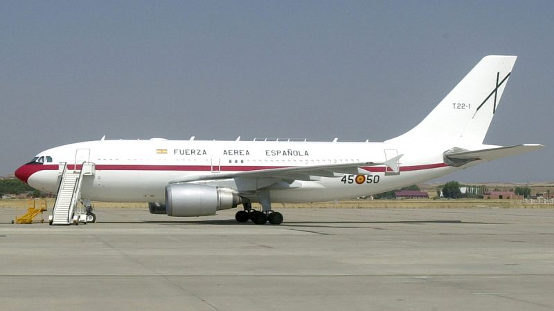 Una avería del Airbus 310 de la Fuerza Aérea deja en tierra a la delegación que iba a viajar a Cuba con De Guindos