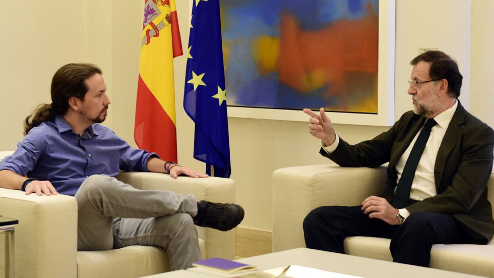 Rajoy se reúne con Rivera e Iglesias en la Moncloa para abordar la deriva soberanista | Ver