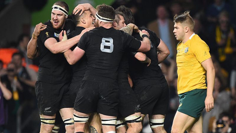 Los All Blacks pueden con una rocosa Australia y revalidan su título mundial