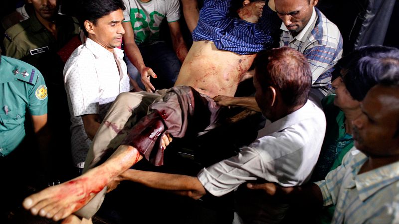Matan a machetazos al editor de un bloguero ateo en Bangladesh
