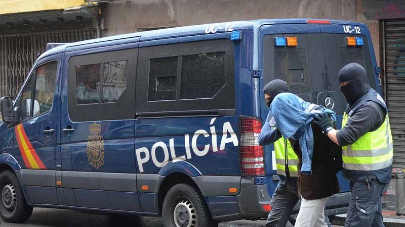 Tres detenidos en Madrid vinculados al Estado Islámico dispuestos a atentar "de manera indiscriminada"