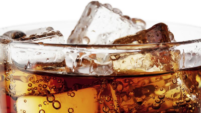 Dos bebidas azucaradas al día aumentan el riesgo de insuficiencia cardiaca