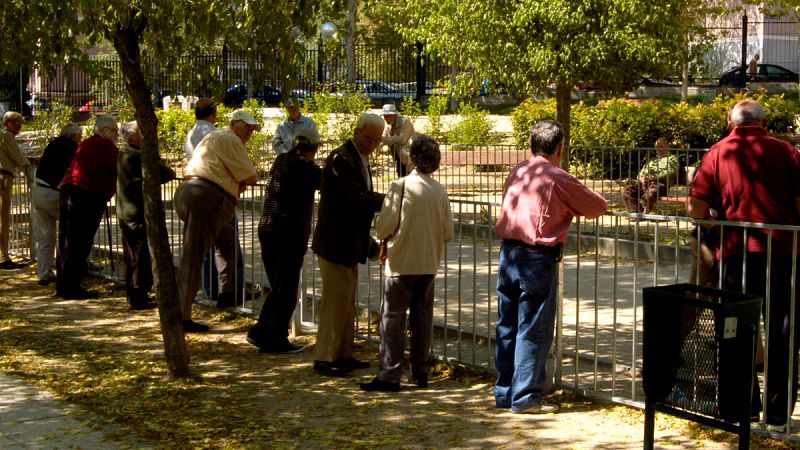 La AIReF avala la subida del 0,25% de las pensiones en 2016, pero duda de la previsión de ingresos del Gobierno