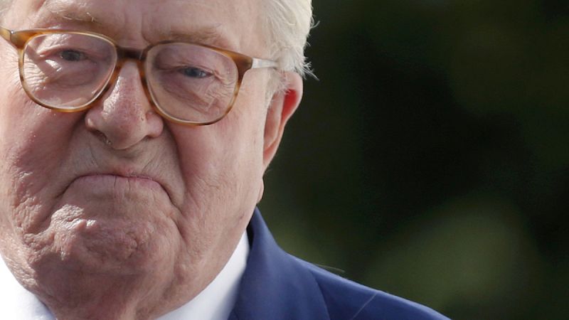 Registran el domicilio y la oficina del líder ultraderechista francés Jean Marie Le Pen por fraude fiscal