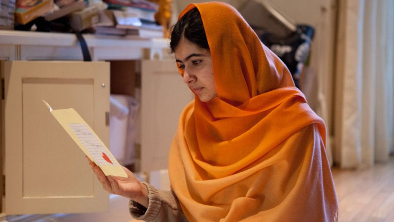 'Él me llamó Malala', la cara más íntima de la niña que desafió a los talibanes