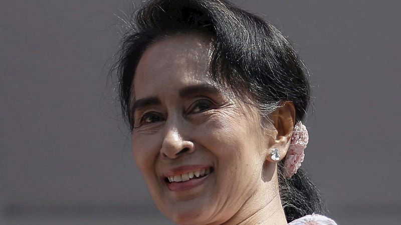 Aung San Suu Kyi, la hora de la "Dama de Rangún"