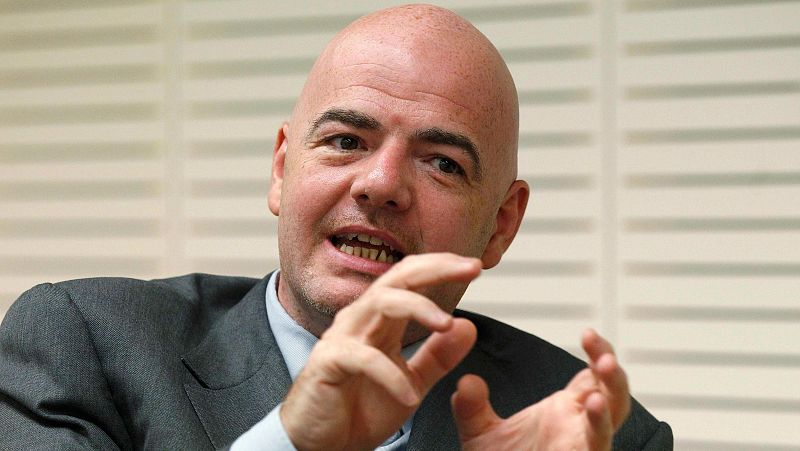 Infantino: "Nunca iré en contra de Platini por una cuestión de lealtad"