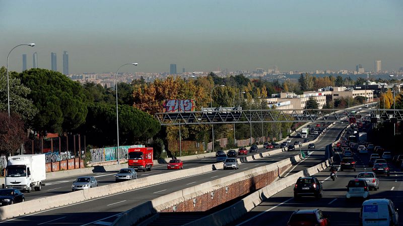 El Ayuntamiento de Madrid activa por primera vez las restricciones al tráfico por la contaminación