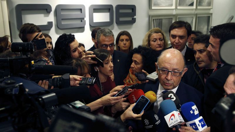 Hacienda pide a la Generalitat que presente un ajuste extra de 1.318 millones para cumplir con el déficit