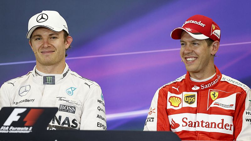Rosberg y Vettel pelean por el segundo puesto en Brasil