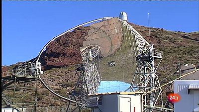 Viajar por el Universo y el supermercado interactivo