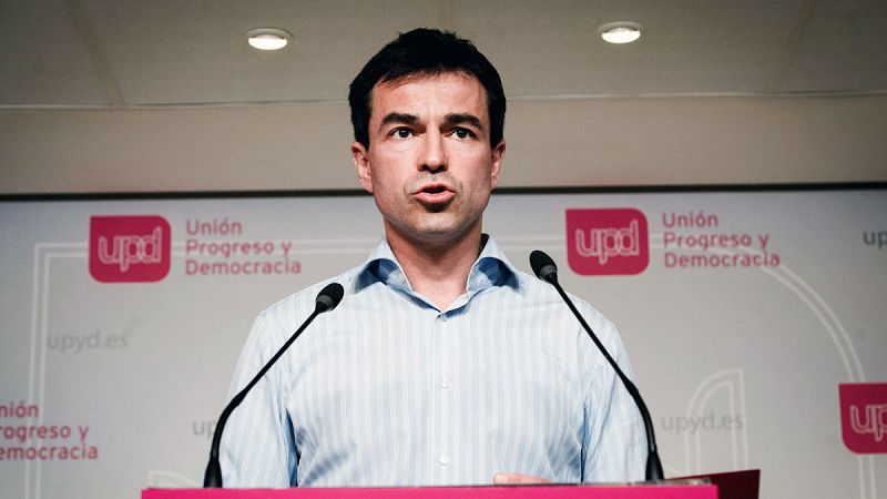 Andrés Herzog, el azote jurídico de Bankia ante el reto de que UPyD sobreviva al 20D