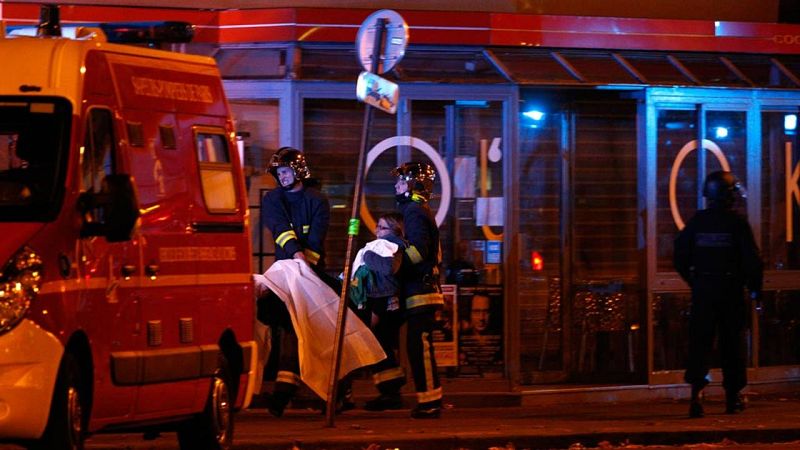 Masacre en Bataclan: los terroristas matan al menos a 80 personas antes de ser abatidos