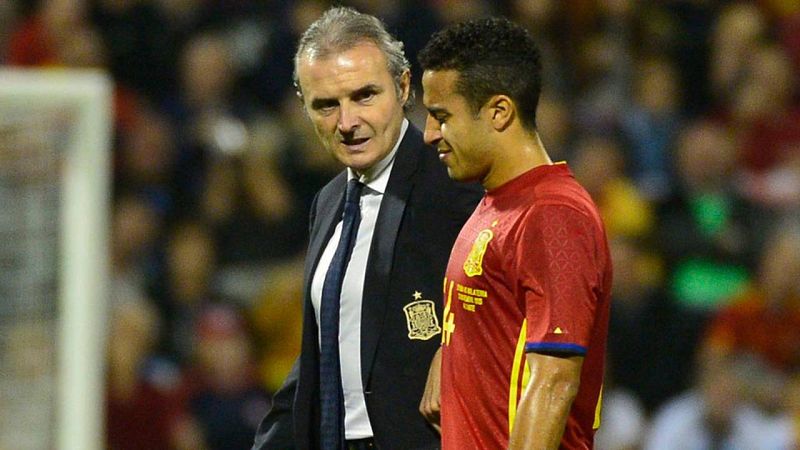 Thiago Alcántara abandona la concentración de España con una lesión en la rodilla derecha
