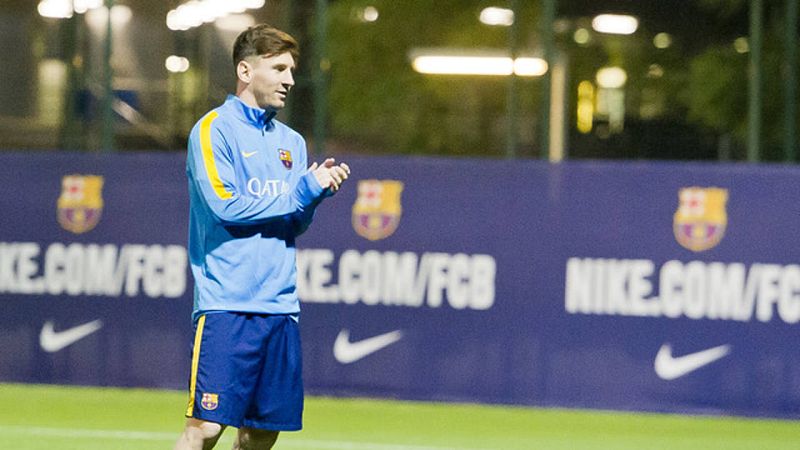Messi y Rakitic se entrenan con normalidad a cinco días del clásico