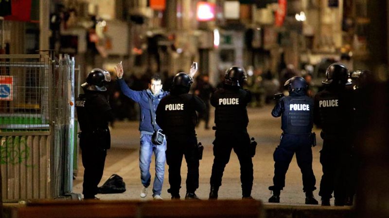 Una operación en Saint-Denis contra el cerebro de los atentados de París deja dos terroristas muertos y ocho detenidos
