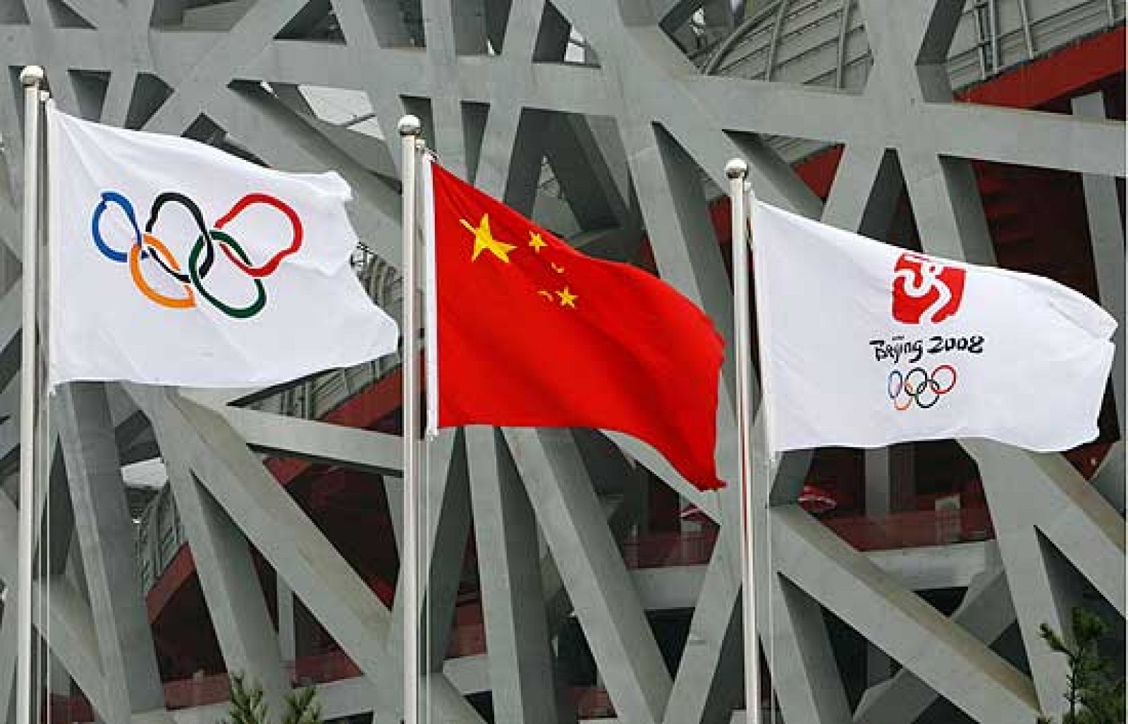 La avanzadilla del equipo olímpico español ya ha llegado a Pekín tras 10 horas de vuelo. Poco antes de la inuguración de los Juegos, se le unirá el resto de los deportistas españoles.