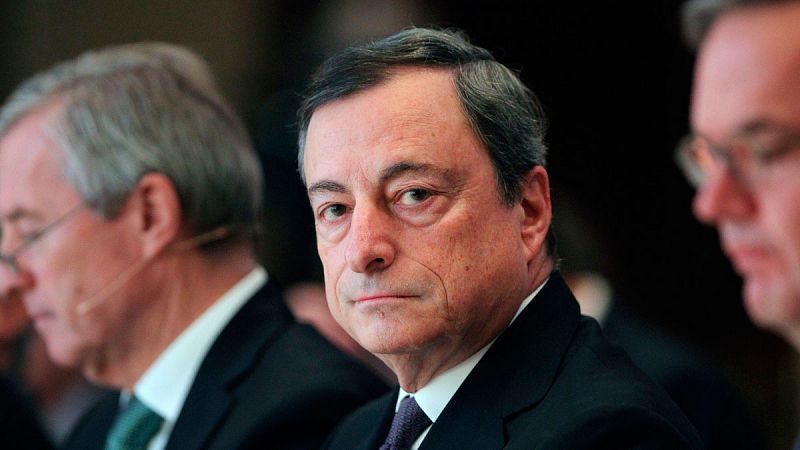 Draghi insiste en que "el BCE hará todo lo que debe para subir la inflación lo antes posible"