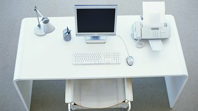 Diez minutos bien empleados - Compartir oficina, una fórmula que convence - Escuchar ahora