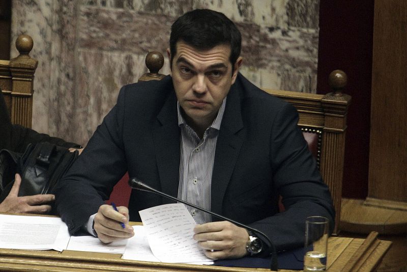 El fondo de rescate de la eurozona aprueba el desembolso de 2.000 millones del tercer rescate a Grecia