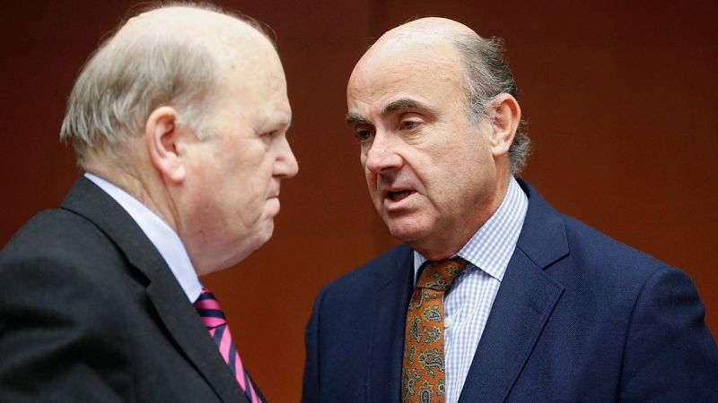 El Eurogrupo señala que el próximo Gobierno de España tiene que asegurar la reducción del déficit