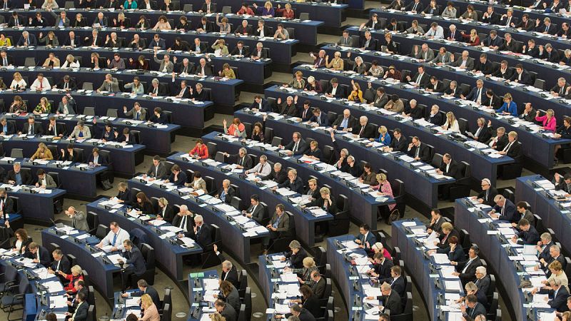 La Eurocámara aprueba de forma definitiva el presupuesto de la UE para 2016 que pone el foco en la crisis migratoria