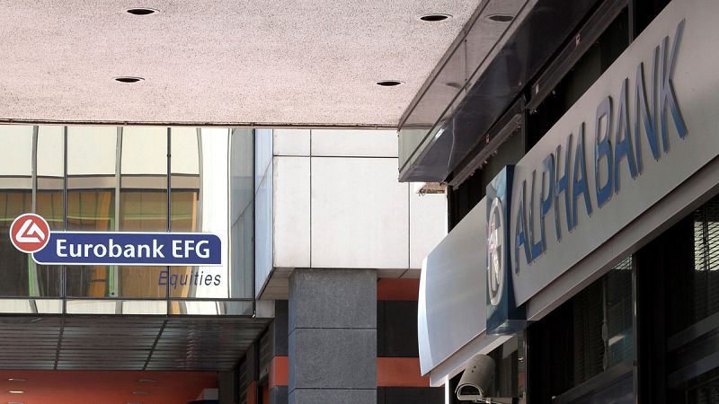 La entidad griega Alpha Bank concluye su ampliación de capital y no requerirá fondos del rescate europeo