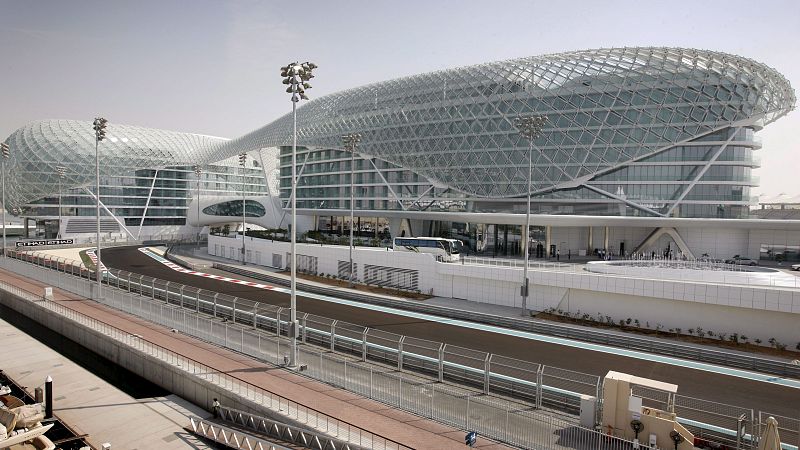 Abu Dabi cerrará un año triunfal para Hamilton y que Alonso quiere olvidar