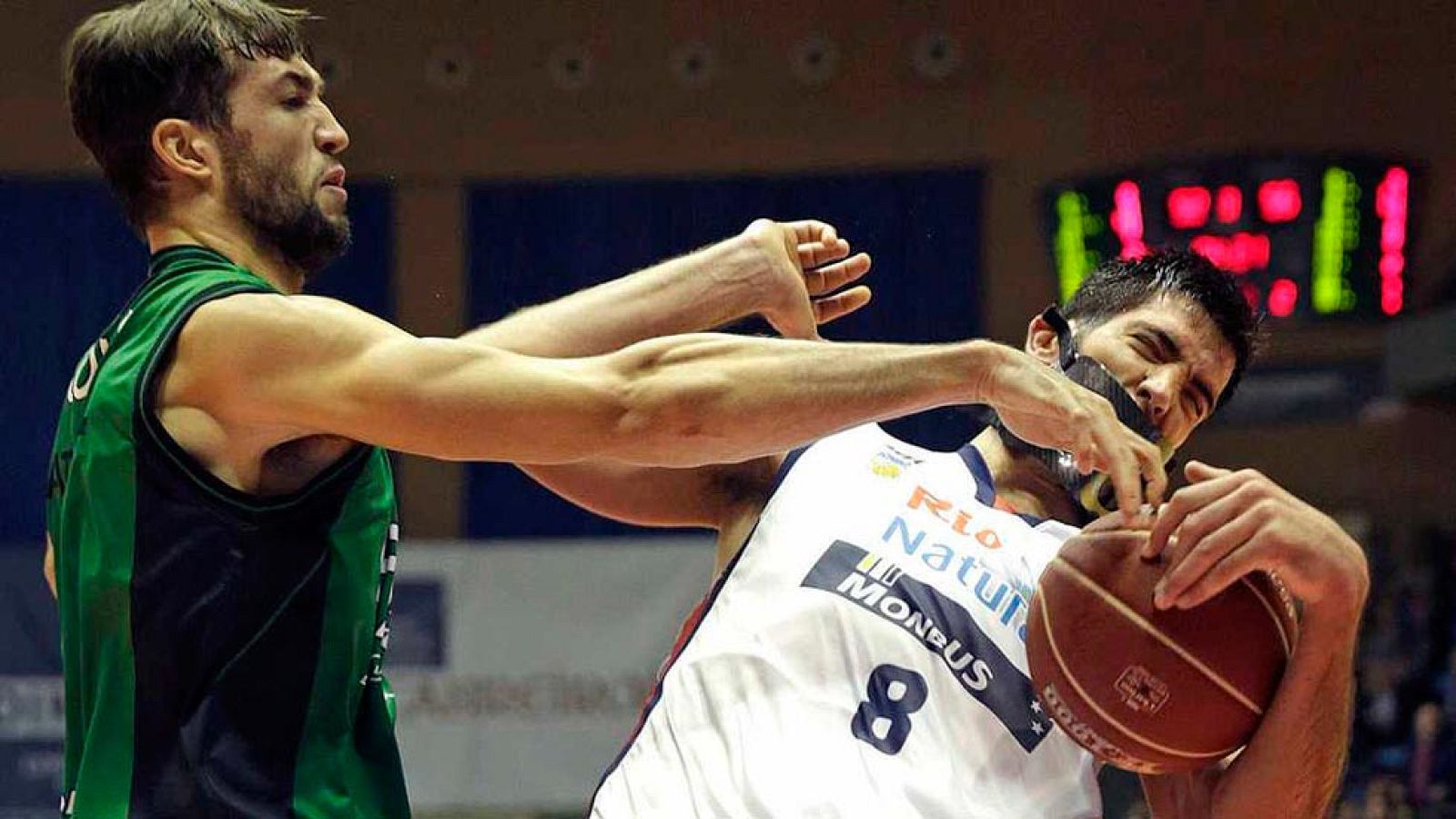 Rio Natura Monbus Obradoiro 83-79 FIATC Joventut - Baloncesto en RTVE | Ver