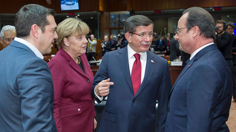 La UE promete 3.000 millones a Turquía para frenar el flujo de refugiados