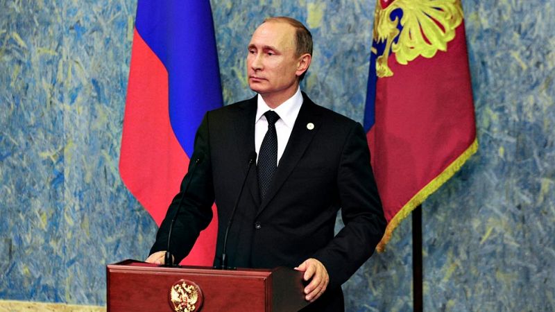 Putin acusa a Turquía de derribar el avión ruso para proteger el tráfico de petróleo del Estado Islámico