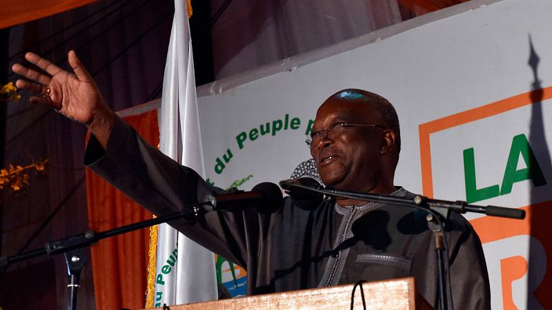 Kabore, elegido presidente de Burkina Faso en las primeras elecciones democráticas desde 1978