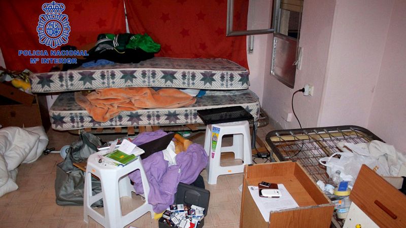 Desmantelan una red de prostitución que ofrecía a mujeres lactantes y detienen a doce personas