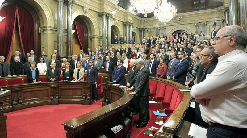 El independentismo mantiene la mayoría en el Parlament y C's aumenta sus escaños, según el CIS catalán