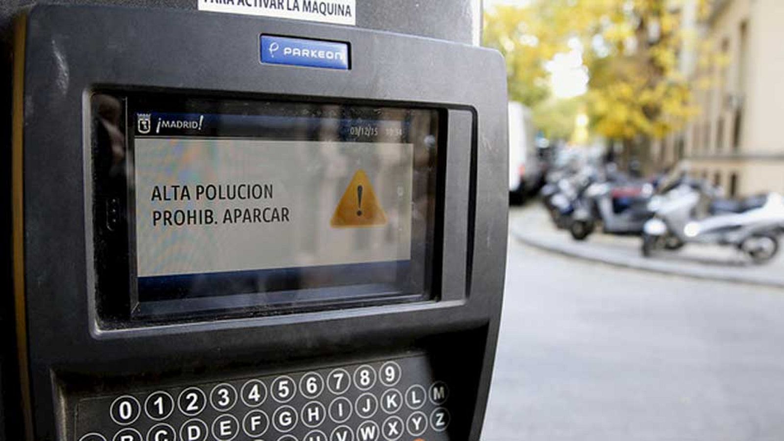 Se prohíbe aparcar en el centro de Madrid a vehículos que no sean de residentes