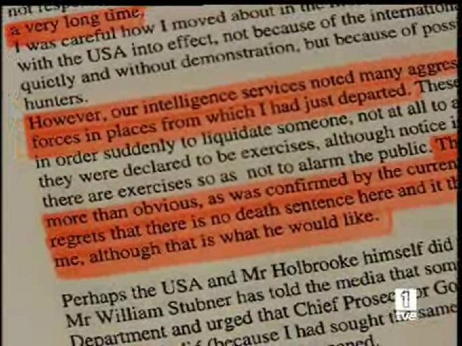 En el documento que Karadzic iba a leer ante el TPI, el presunto genocida asegura que Estados Unidos le amenazó para que desapareciese y muestra su temor a ser asesinado en la cárcel de La Haya.