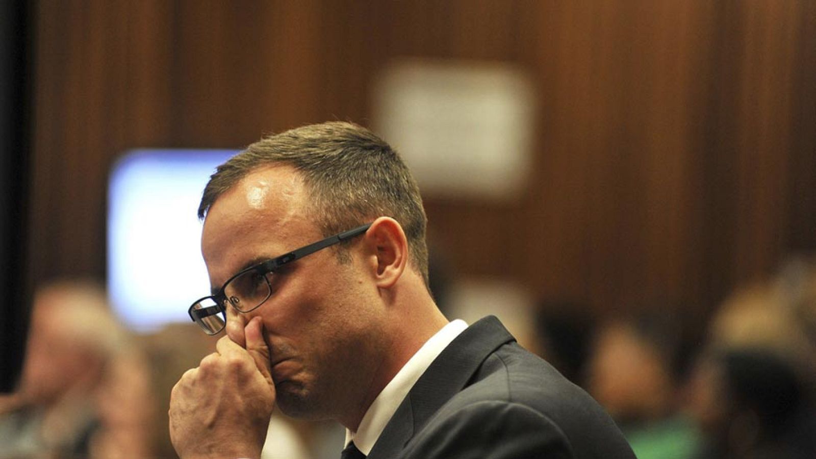 Pistorius es condenado por asesinato y volverá a prisión al menos 15 años | Ver