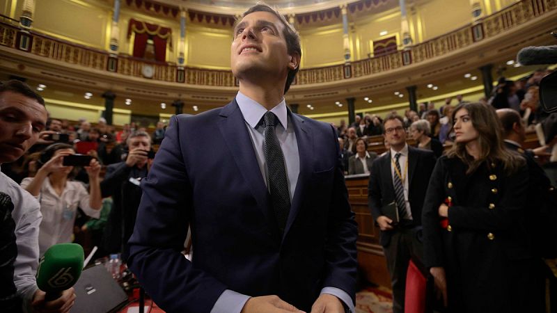 Rivera ve la victoria "al alcance" tras los datos del CIS y Rajoy advierte contra los "experimentos"