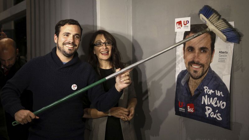 Garzón avisa a Podemos de que los escaños de En Comú-Podem y En Marea no son suyos
