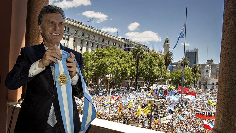 Mauricio Macri pide una Argentina unida en su toma de posesión como presidente