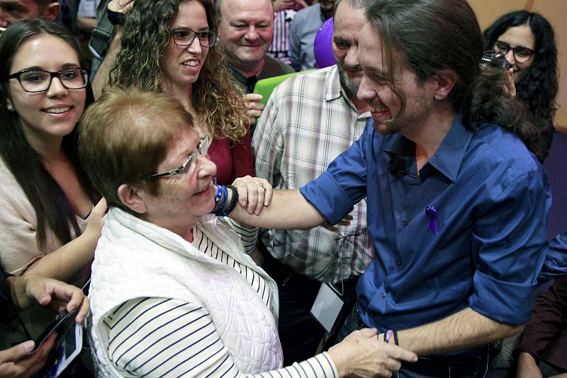 Iglesias reta a Rajoy a aclarar si miró "para otro lado" con el problema de la corrupción