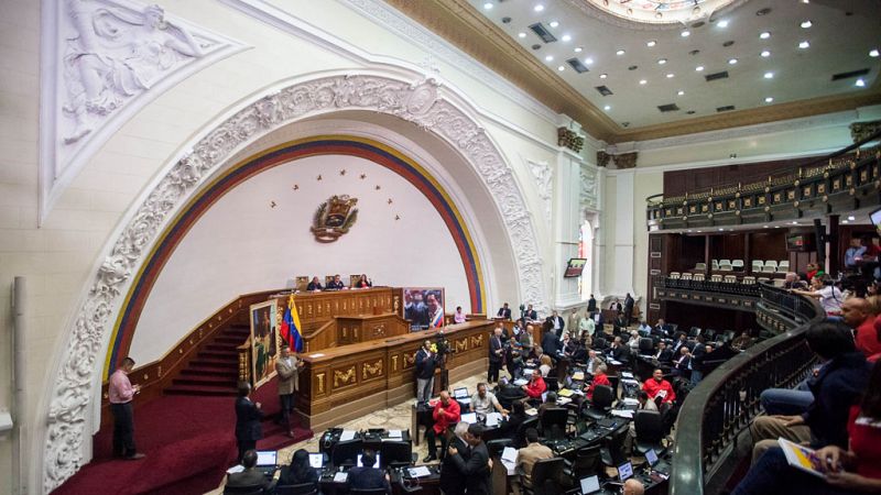 La Asamblea venezolana cede la concesión de sus medios públicos a los trabajadores