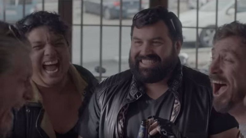 De los hípsters a los moteros, el PP insiste en que les vota "gente muy diferente" en un nuevo vídeo