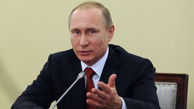 Putin suspende el acuerdo de libre comercio con Ucrania a partir de 2016