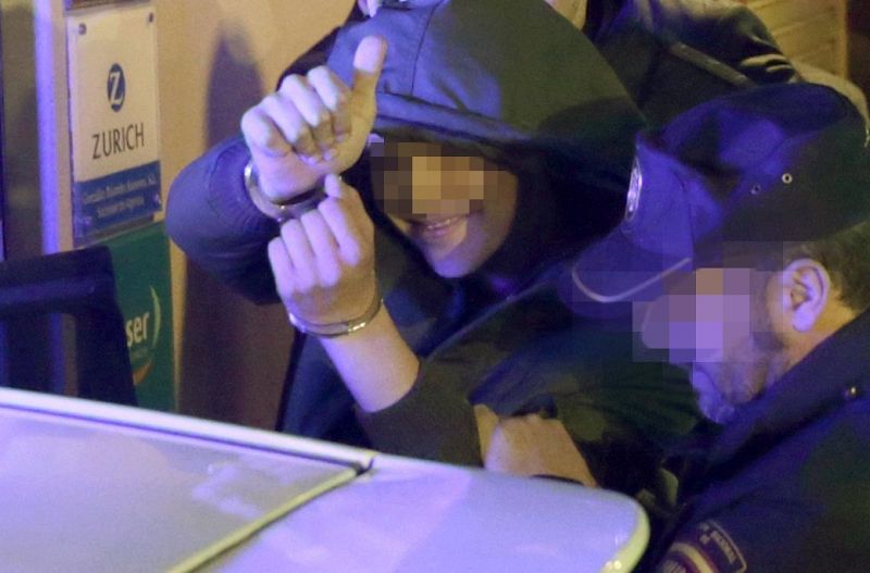 El joven que agredió a Rajoy pasa a disposición del fiscal y podría estar hasta seis años en un centro de menores