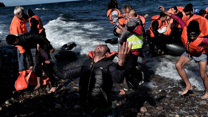 Al menos 18 refugiados mueren ahogados tratando de alcanzar la costa griega